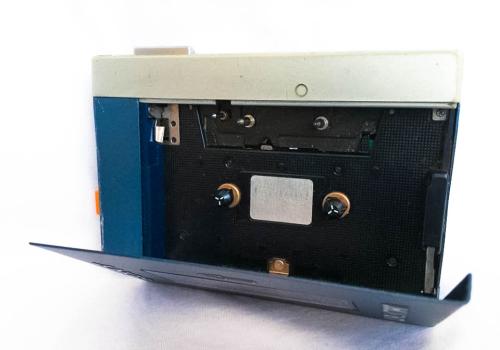 Sony tps-l2 walkman
