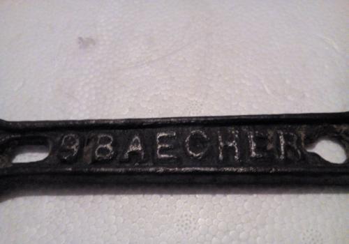 Стар английски ключ 9 baecher